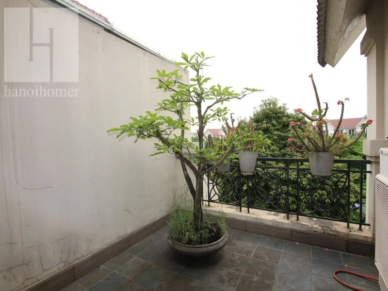 Xem ảnh 9: Ảnh 9: Cần cho thuê biệt thự Vinhome Riverside gần Almaz đủ đồ