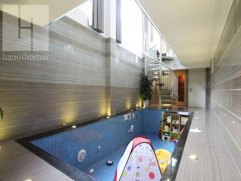 Xem ảnh 15: Ảnh 15: Cần cho thuê biệt thự Vinhome Riverside gần Almaz đủ đồ