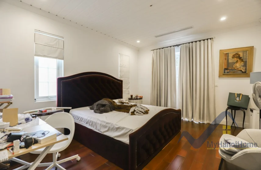 Xem ảnh 19: Ảnh 19: Cần cho thuê biệt thự Vinhomes Riverside, có thang máy full nội thất