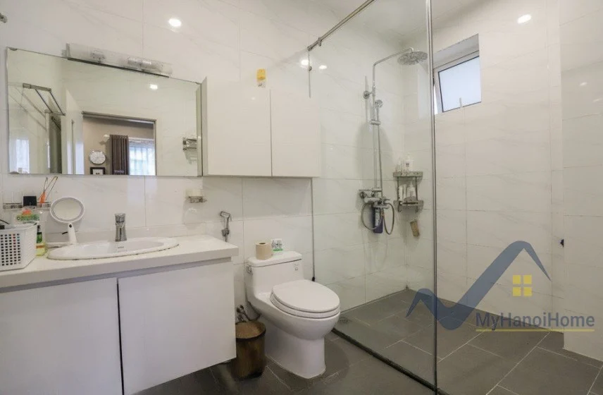 Xem ảnh 14: Ảnh 14: Cần cho thuê biệt thự Vinhomes Riverside đơn lập sân vườn rộng