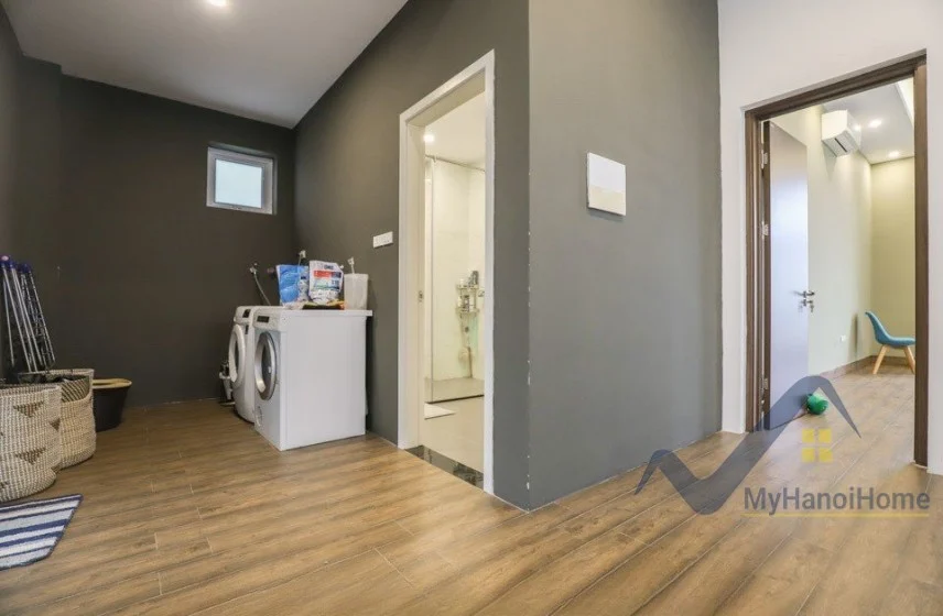 Xem ảnh 17: Ảnh 17: Cần cho thuê biệt thự Vinhomes Riverside đơn lập sân vườn rộng