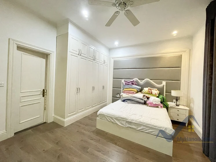 Xem ảnh 15: Ảnh 15: Cần cho thuê biệt thự Vinhomes Riverside gần BIS full nội thất