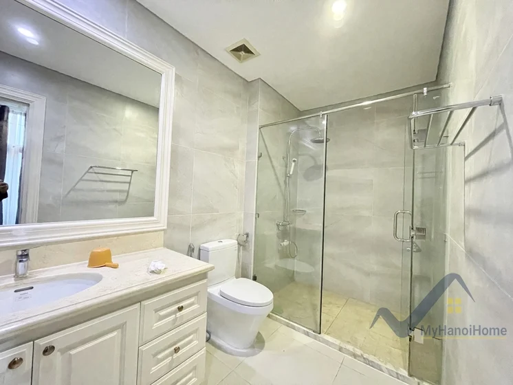 Xem ảnh 16: Ảnh 16: Cần cho thuê biệt thự Vinhomes Riverside gần BIS full nội thất