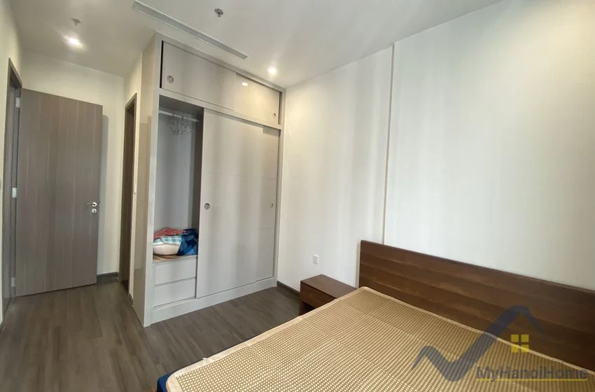 Xem ảnh 14: Ảnh 14: Căn hộ 2PN 2WC cho thuê Vinhomes Symphony Long Biên
