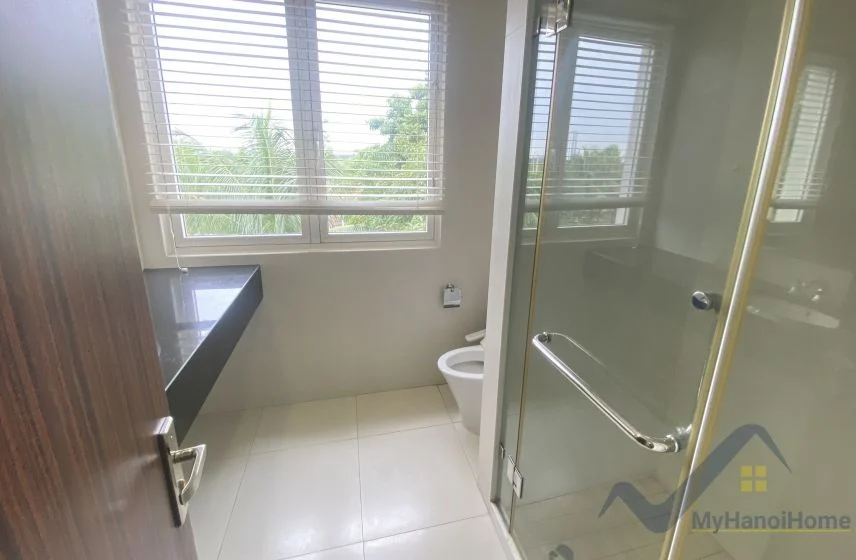 Xem ảnh 5: Ảnh 5: Cần thuê biệt thự Hoa Sữa Vinhomes Riverside gần sân Golf