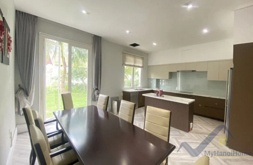 Xem ảnh 13: Ảnh 13: Cần thuê biệt thự Hoa Sữa Vinhomes Riverside gần sân Golf
