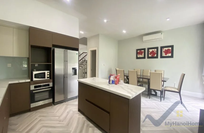 Xem ảnh 14: Ảnh 14: Cần thuê biệt thự Hoa Sữa Vinhomes Riverside gần sân Golf