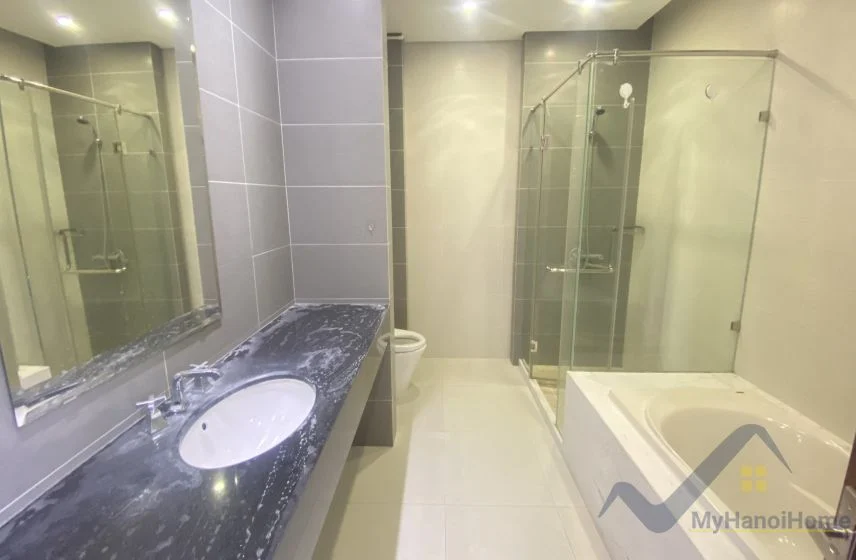 Xem ảnh 17: Ảnh 17: Cần thuê biệt thự Hoa Sữa Vinhomes Riverside gần sân Golf