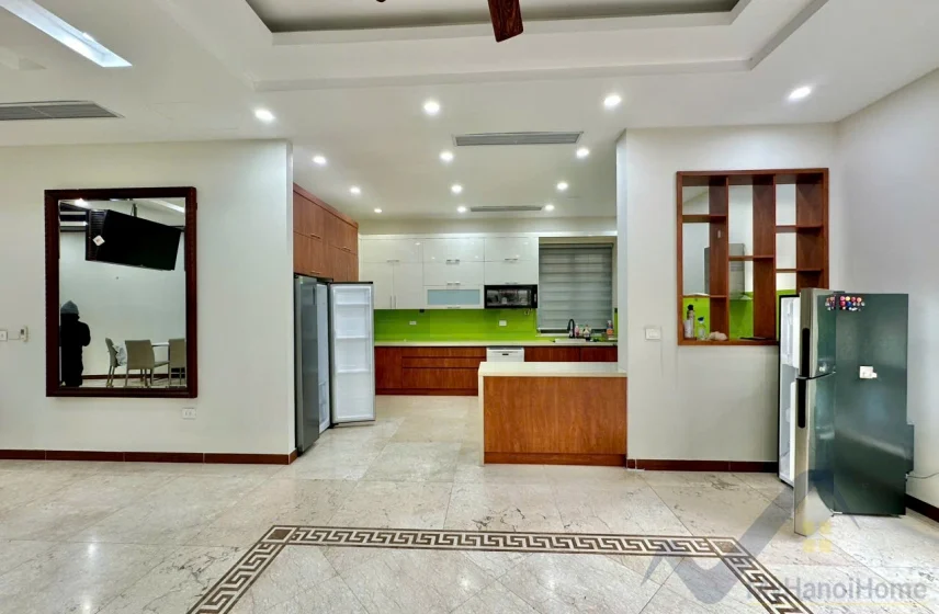 Xem ảnh 22: Ảnh 22: Cần thuê biệt thự Vinhomes Riverside Long Biên, 4PN có thang máy