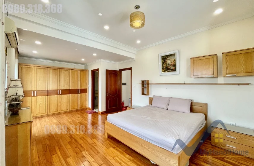 Xem ảnh 11: Ảnh 11: Chính chủ cho thuê biệt thự Vinhome Riverside gần BIS full