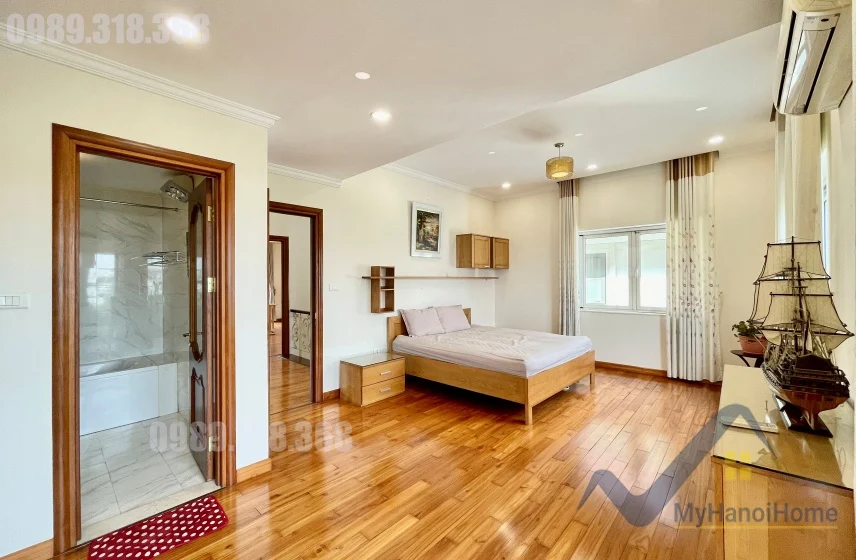 Xem ảnh 12: Ảnh 12: Chính chủ cho thuê biệt thự Vinhome Riverside gần BIS full