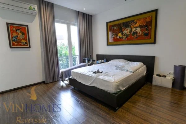 Xem ảnh 8: Ảnh 8: Cho thuê biệt thự Bằng Lăng Vinhomes Riverside đủ đồ 4PN