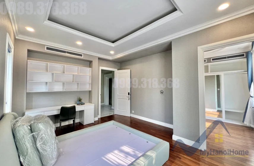 Xem ảnh 11: Ảnh 11: Cho thuê biệt thự căn góc Vinhomes Riverside có thang máy