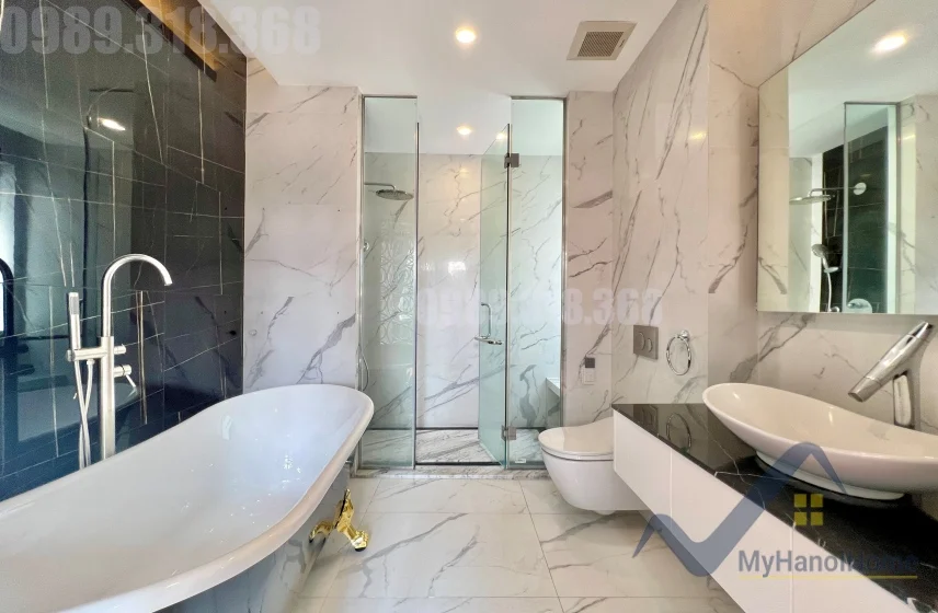 Xem ảnh 14: Ảnh 14: Cho thuê biệt thự căn góc Vinhomes Riverside có thang máy