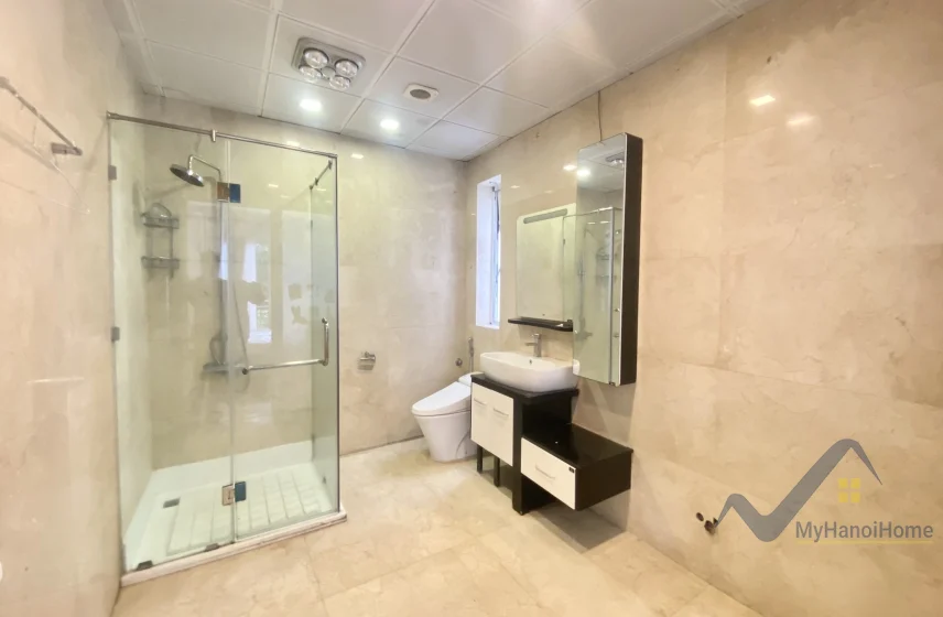 Xem ảnh 16: Ảnh 16: Cho thuê biệt thự đơn lập Vinhomes Riverside có tầng hầm