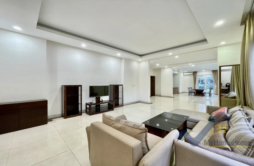 Xem ảnh 13: Ảnh 13: Cho thuê biệt thự đơn lập Vinhomes Riverside vườn rộng đủ đồ
