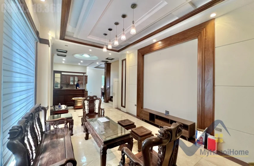Xem ảnh 2: Ảnh 2: Cho thuê biệt thự Hoa Sữa Vinhomes Riverside 4PN đủ đồ