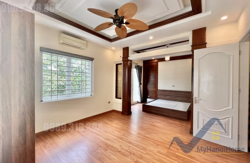Xem ảnh 5: Ảnh 5: Cho thuê biệt thự Hoa Sữa Vinhomes Riverside 4PN đủ đồ