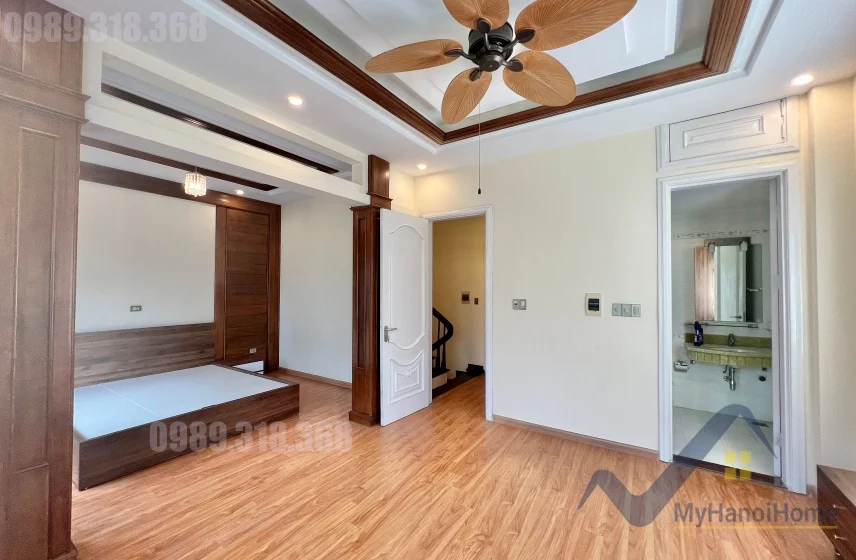 Xem ảnh 7: Ảnh 7: Cho thuê biệt thự Hoa Sữa Vinhomes Riverside 4PN đủ đồ