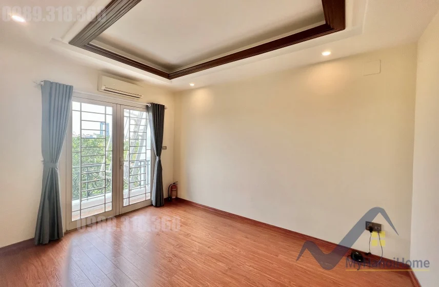 Xem ảnh 12: Ảnh 12: Cho thuê biệt thự Hoa Sữa Vinhomes Riverside 4PN đủ đồ