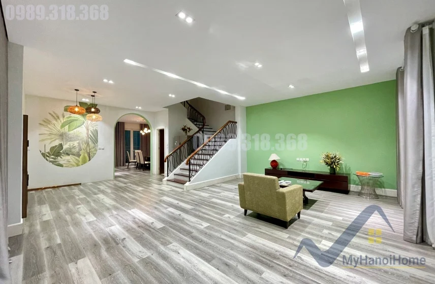 Xem ảnh 3: Ảnh 3: Cho thuê biệt thự Hoa Sữa Vinhomes Riverside căn song lập