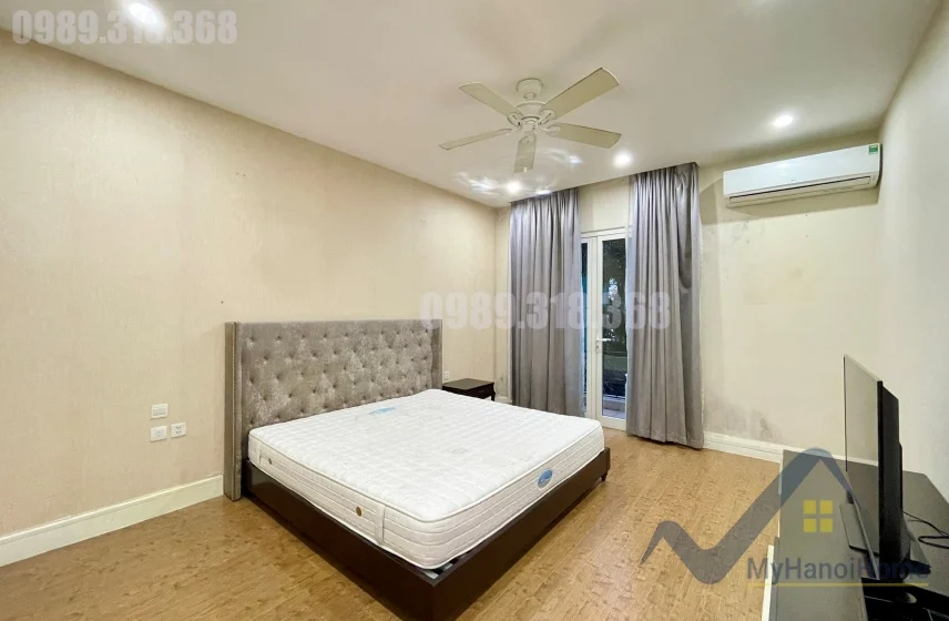 Xem ảnh 6: Ảnh 6: Cho thuê biệt thự Hoa Sữa Vinhomes Riverside căn song lập
