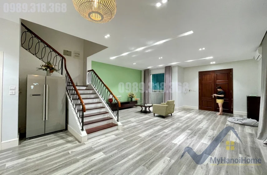 Xem ảnh 18: Ảnh 18: Cho thuê biệt thự Hoa Sữa Vinhomes Riverside căn song lập