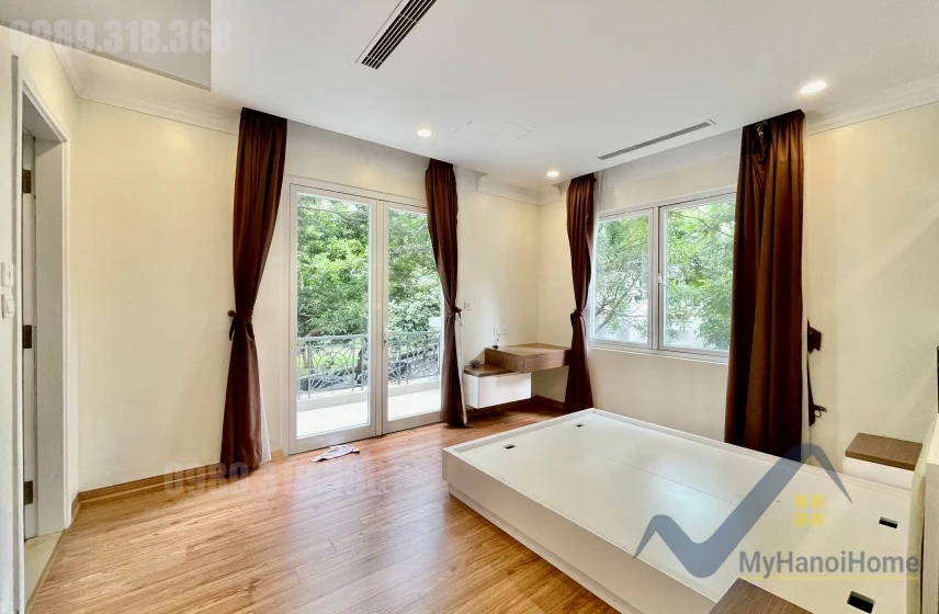 Xem ảnh 4: Ảnh 4: Cho thuê biệt thự Hoa Sữa Vinhomes Riverside full nội thất