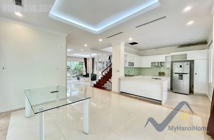 Xem ảnh 21: Ảnh 21: Cho thuê biệt thự Hoa Sữa Vinhomes Riverside full nội thất