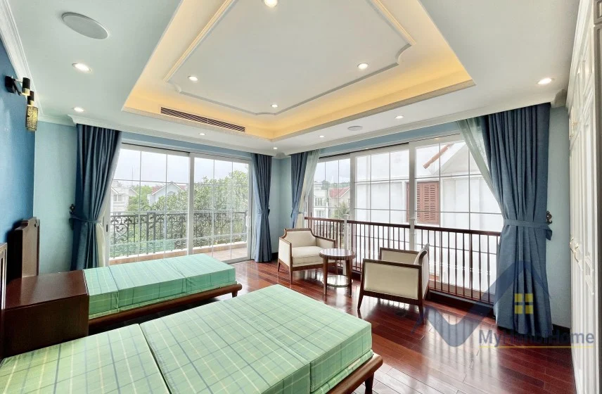 Xem ảnh 18: Ảnh 18: Cho thuê biệt thự Hoa Sữa Vinhomes Riverside gần bể bơi