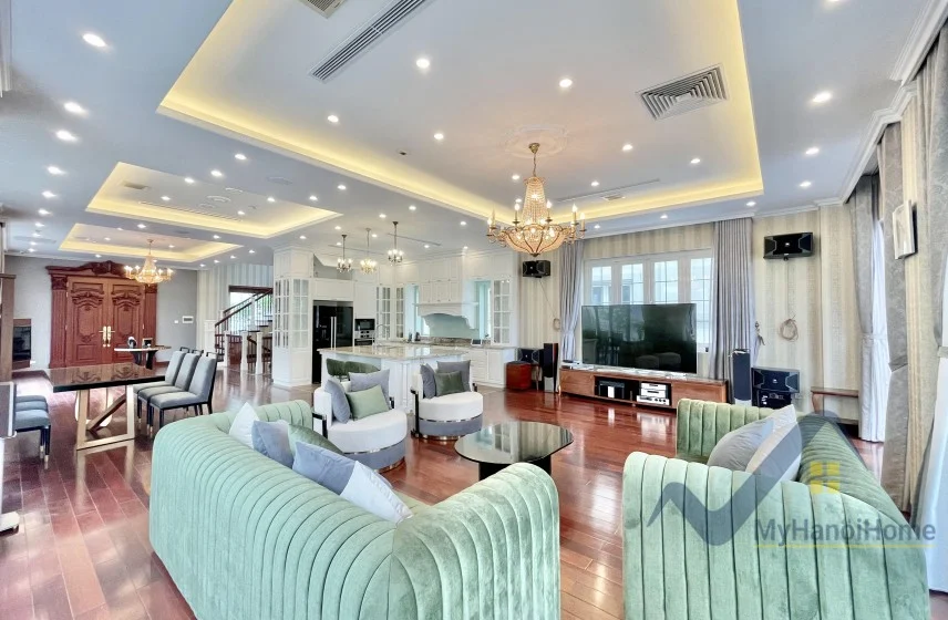 Xem ảnh 29: Ảnh 29: Cho thuê biệt thự Hoa Sữa Vinhomes Riverside gần bể bơi