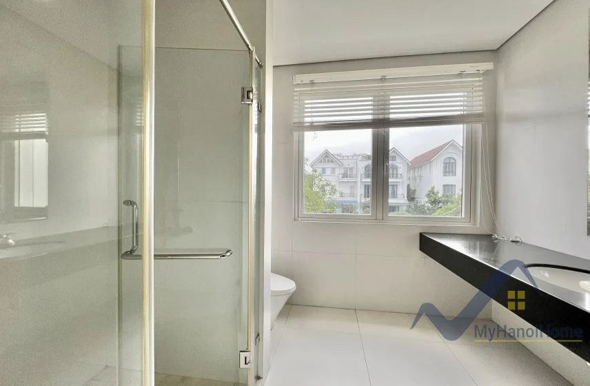 Xem ảnh 3: Ảnh 3: Cho thuê biệt thự Hoa Sữa Vinhomes Riverside, gần BIS, đủ đồ