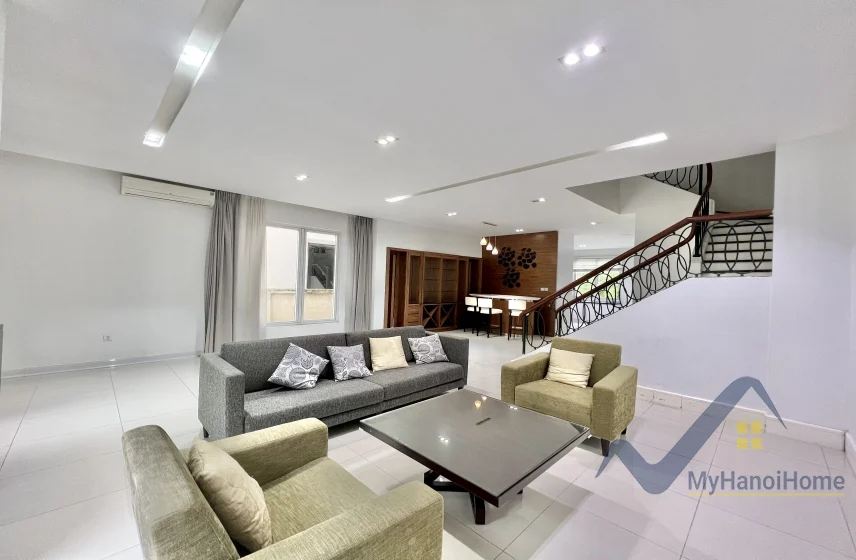 Xem ảnh 13: Ảnh 13: Cho thuê biệt thự Hoa Sữa Vinhomes Riverside, gần BIS, đủ đồ