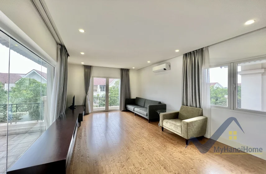 Xem ảnh 14: Ảnh 14: Cho thuê biệt thự Hoa Sữa Vinhomes Riverside, gần BIS, đủ đồ