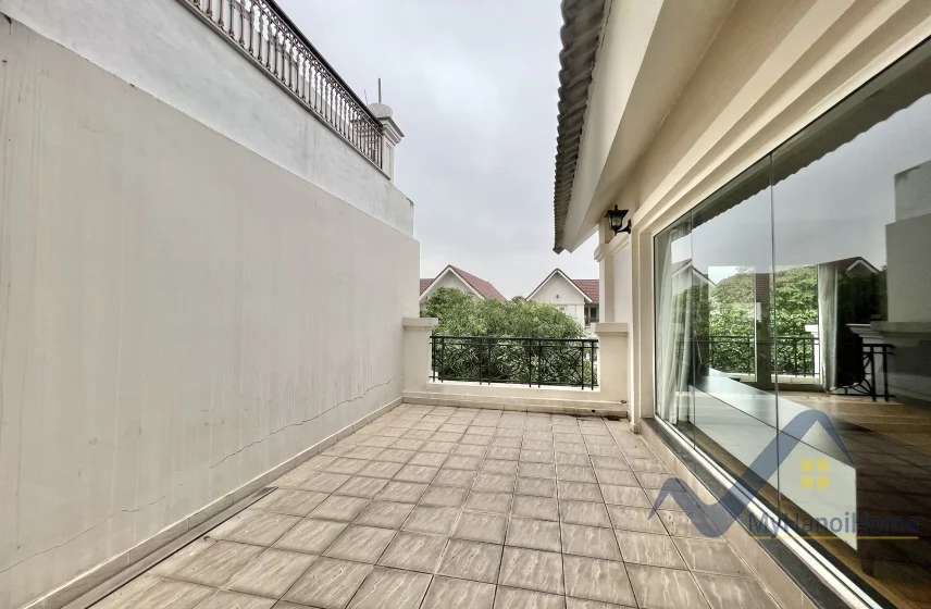 Xem ảnh 16: Ảnh 16: Cho thuê biệt thự Hoa Sữa Vinhomes Riverside, gần BIS, đủ đồ
