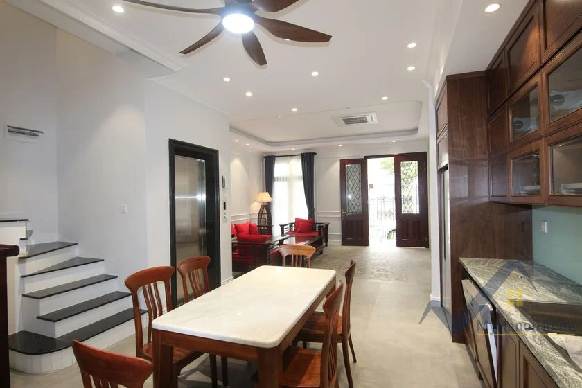 Xem ảnh 16: Ảnh 16: Cho thuê biệt thự Nguyệt Quế Harmony trang bị thang máy