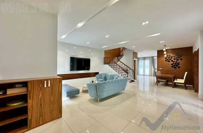 Xem ảnh 2: Ảnh 2: Cho thuê biệt thự song lập Vinhome Riverside, sân vườn full đồ