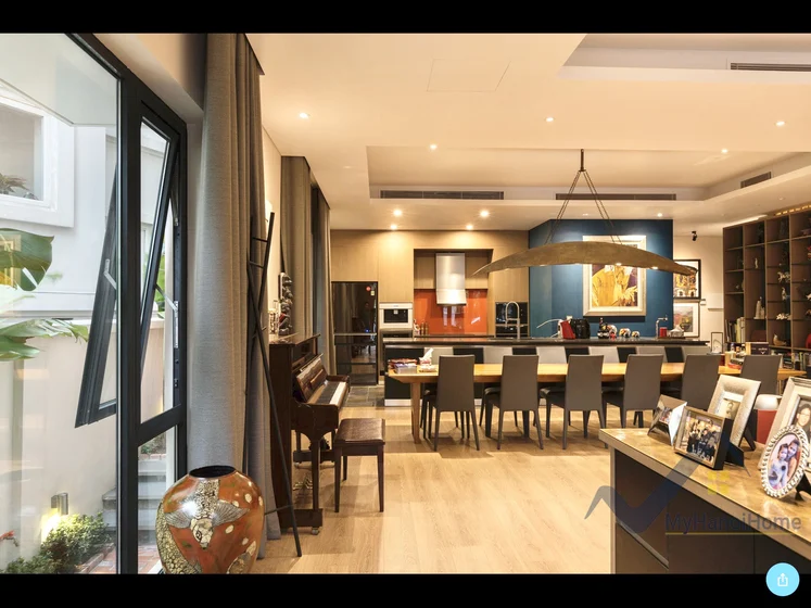 Xem ảnh 10: Ảnh 10: Cho thuê biệt thự song lập Vinhomes Riverside, 4 phòng ngủ full nội thất