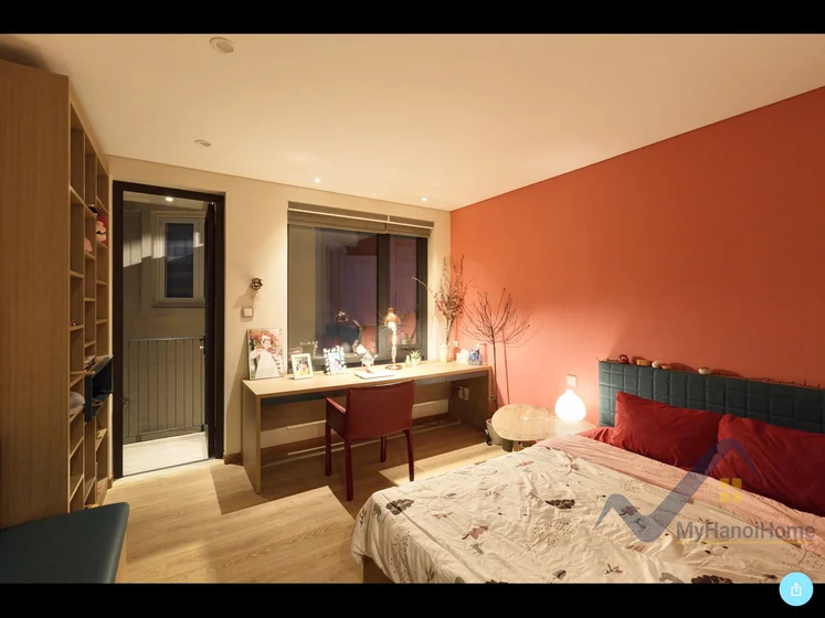 Xem ảnh 13: Ảnh 13: Cho thuê biệt thự song lập Vinhomes Riverside, 4 phòng ngủ full nội thất