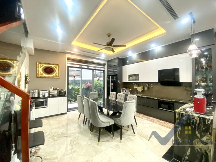 Xem ảnh 11: Ảnh 11: Cho thuê biệt thự Vinhomes Harmony căn liền kề đủ đồ