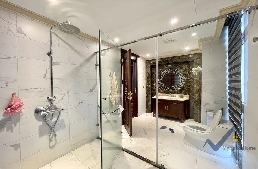 Xem ảnh 5: Ảnh 5: Cho thuê biệt thự Vinhomes Harmony có thang máy 5PN
