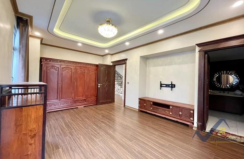 Xem ảnh 14: Ảnh 14: Cho thuê biệt thự Vinhomes Harmony có thang máy 5PN