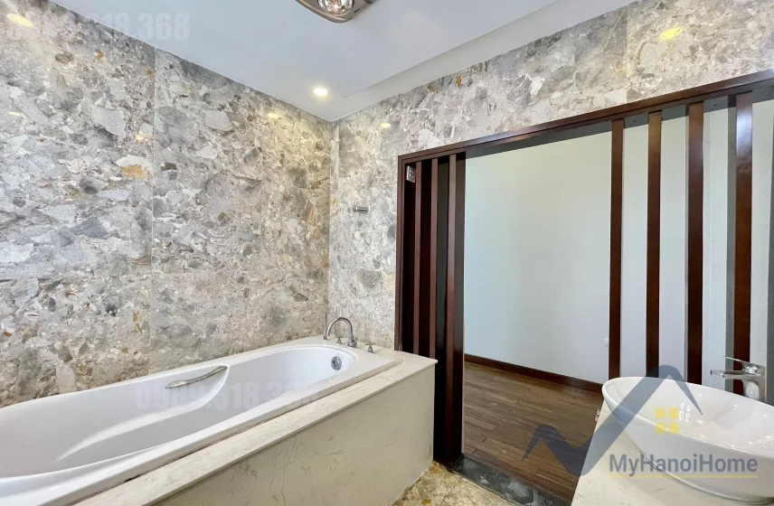 Xem ảnh 4: Ảnh 4: Cho thuê biệt thự Vinhomes Riverside Anh Đào full đồ