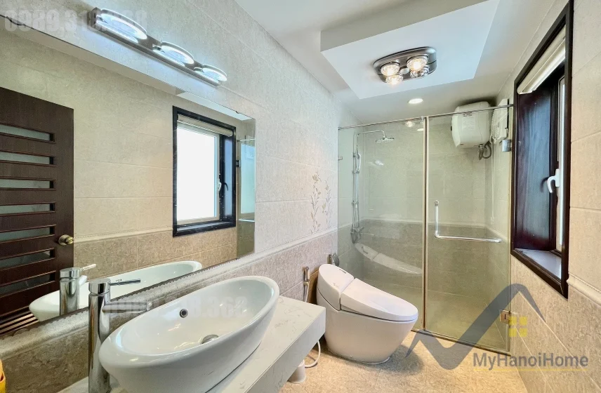 Xem ảnh 9: Ảnh 9: Cho thuê biệt thự Vinhomes Riverside Anh Đào full đồ