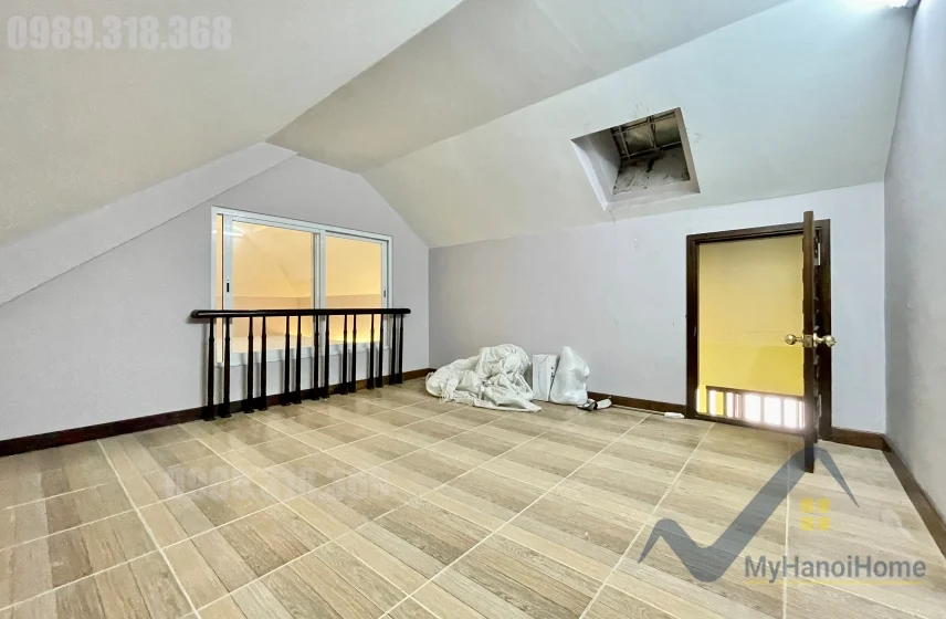 Xem ảnh 10: Ảnh 10: Cho thuê biệt thự Vinhomes Riverside Anh Đào full đồ
