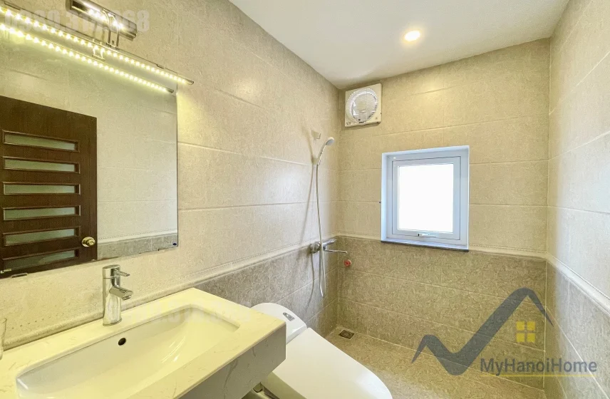Xem ảnh 12: Ảnh 12: Cho thuê biệt thự Vinhomes Riverside Anh Đào full đồ