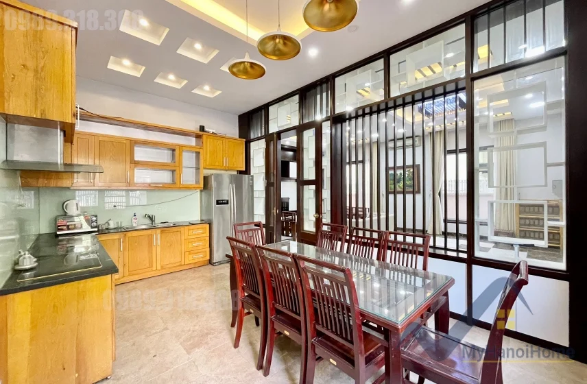 Xem ảnh 18: Ảnh 18: Cho thuê biệt thự Vinhomes Riverside Anh Đào full đồ
