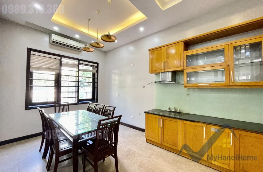 Xem ảnh 20: Ảnh 20: Cho thuê biệt thự Vinhomes Riverside Anh Đào full đồ