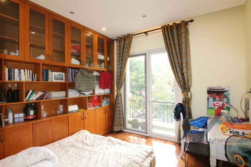 Xem ảnh 5: Ảnh 5: Cho thuê biệt thự Vinhomes Riverside căn song lập có tầng hầm