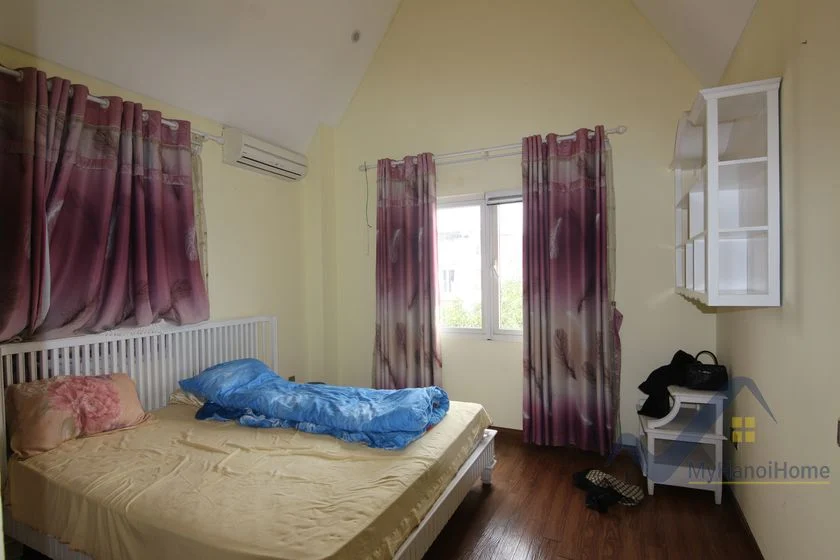 Xem ảnh 9: Ảnh 9: Cho thuê biệt thự Vinhomes Riverside căn song lập có tầng hầm